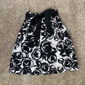 Black and white bow skirt